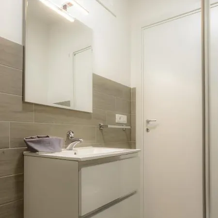 Airport Bari-palese Luxury 1 3* Bari