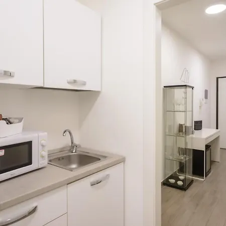 Airport Bari-palese Luxury 1