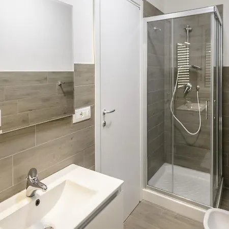 Airport Bari-palese Luxury 1 3* Bari