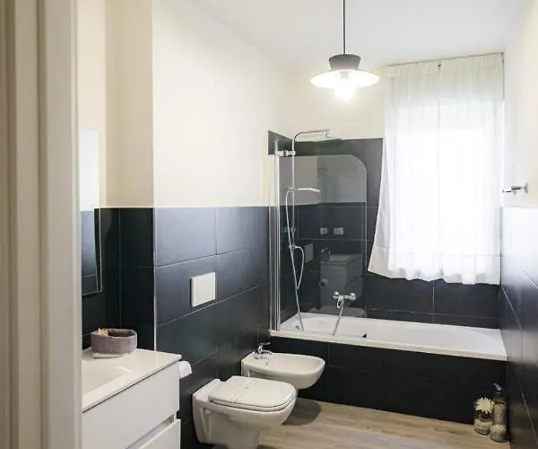 Airport Bari-palese Luxury 1 3*